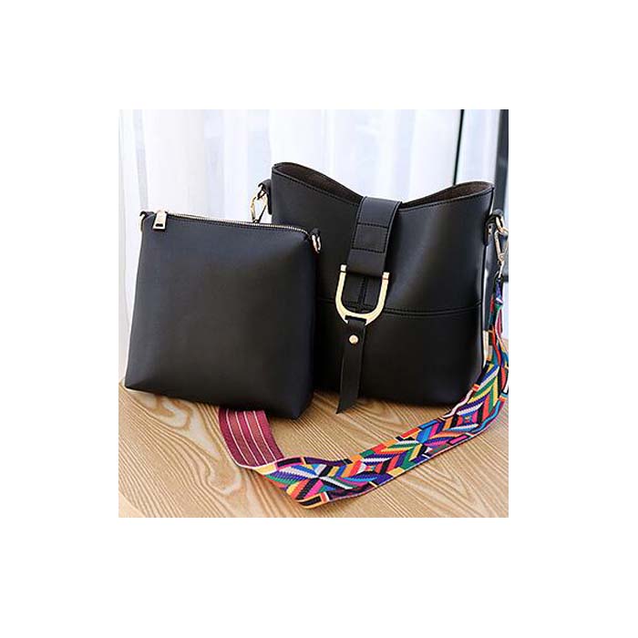 Crossbody bag with textile shuolder strap